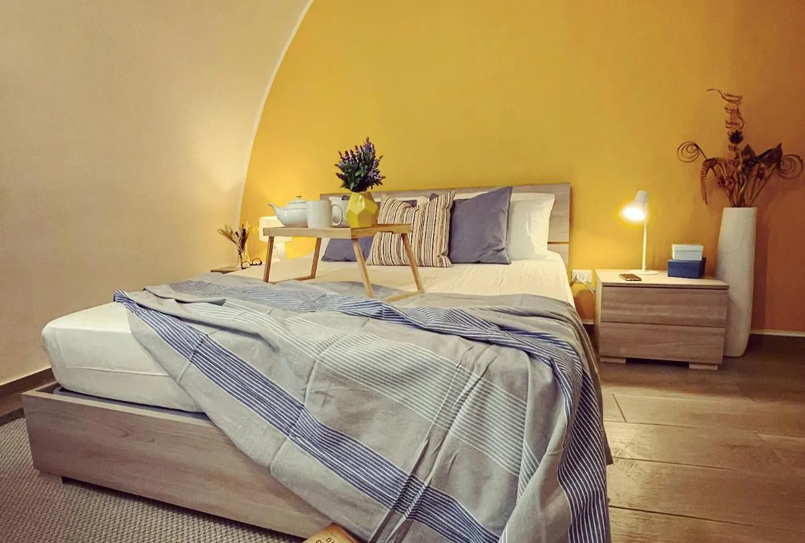 14 Fourteen Apartment Naples